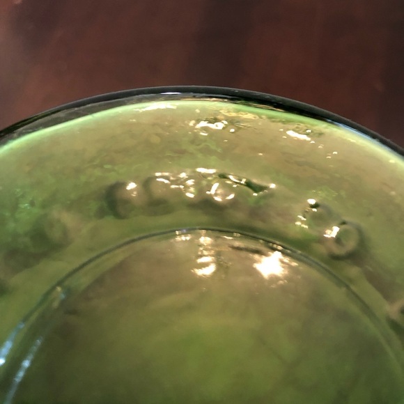 Vintage Green Glass Vase. Brody Company. - Picture 4 of 4